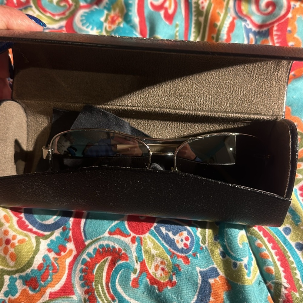 Burberry Aviator Sunglasses - Picture 7 of 9